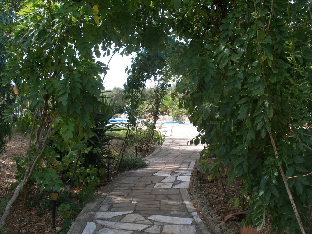 Apartamento Casa Christina Galatone Exterior foto